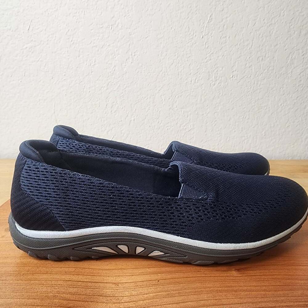 Skechers Relaxed Fit Shoes Womens Size 9.5 Blue Mesh Slip On Walking SN 158861
